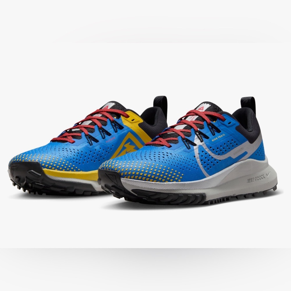 NIKE REACT Pegasus Trail NIB 7